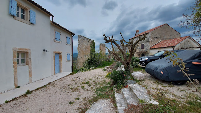 Comentarii opinii despre Stari Kaštel