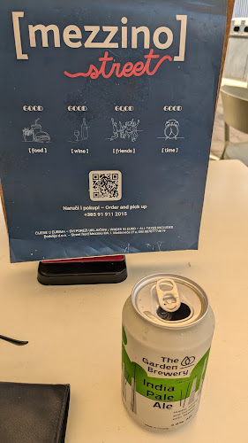 Street Food Mezzino Krk - Gastronomija i ugostiteljstvo