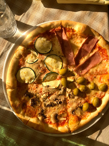 Bistro Vila Marija Splitska Brač - Gastronomija i ugostiteljstvo