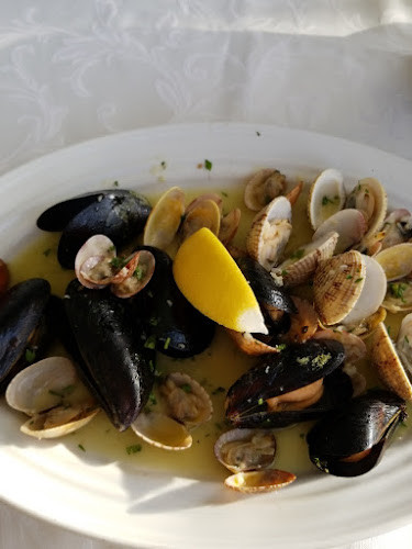 ZORA DEH PIZZERIA RESTAURANT - Gastronomija i ugostiteljstvo