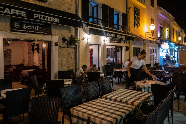 Pizzeria Benita 'Bunari'