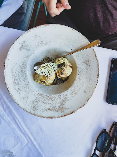 Opinii despre Restoran, vinarija i pansion Vuglec Breg în Škarićevo - Gastronomija i ugostiteljstvo