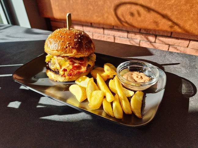 Opinii despre Street Food Meet n' Eat în Koprivnica - Gastronomija i ugostiteljstvo