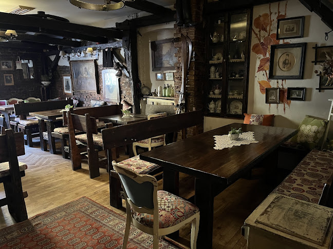 Restoran i pizzeria Uno - Gastronomija i ugostiteljstvo