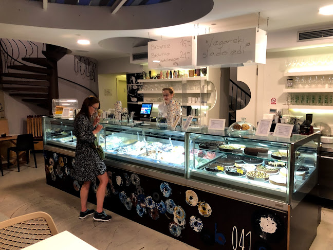 Comentarii opinii despre Slastičarnica "Chocolat 041"