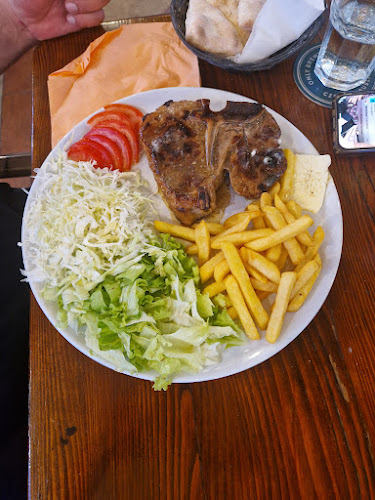 Momento Grill Pizza House - Gastronomija i ugostiteljstvo