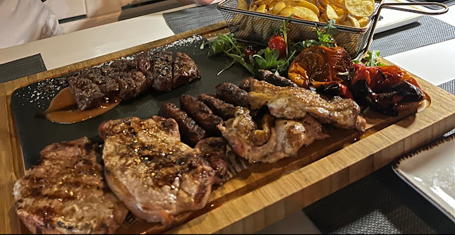 Opinii despre Restoran Mucrum în Makarska - Gastronomija i ugostiteljstvo