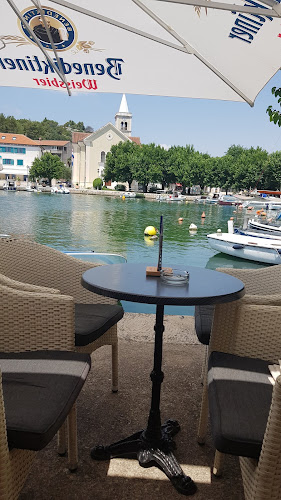 Caffè bar Riva - Gastronomija i ugostiteljstvo