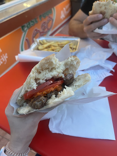 Comentarii opinii despre Fast Food Lozo