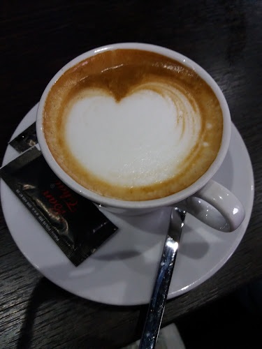 Comentarii opinii despre Ban Thai - caffe & billiard club