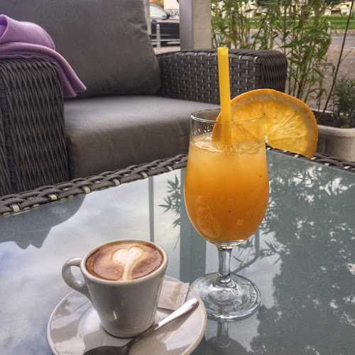 Opinii despre Caffe bar Zeko în Zagreb - Gastronomija i ugostiteljstvo