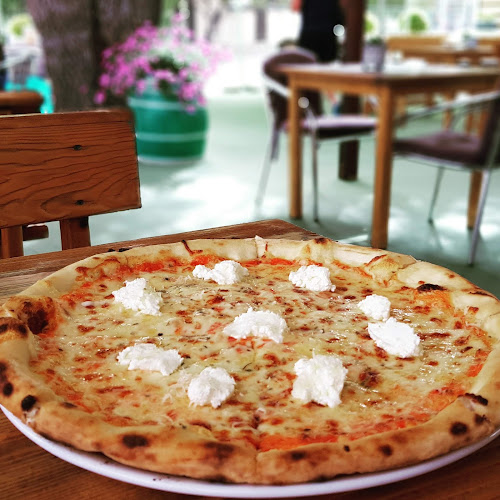 POSEJDON BISTRO Grill&Pizza - Gastronomija i ugostiteljstvo