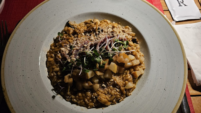 Konoba Aquarius - Gastronomija i ugostiteljstvo