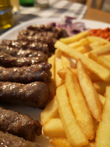 Trg slobode 2, 52470, Umag-Umago