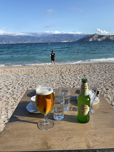 Porto Club Baška