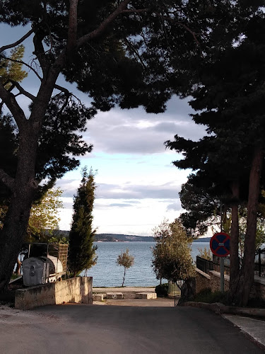 Cesta Dr. Franje Tuđmana 406, 21213, Kaštel Gomilica, Hrvatska