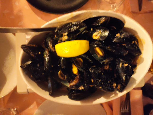 Gostiona Zrinski - Gastronomija i ugostiteljstvo