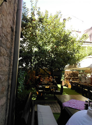 Ul. Federica Grisogona 5, 23000, Zadar