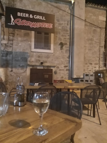 Corto Maltese - Gastronomija i ugostiteljstvo