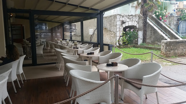 Vanilla Cafe Bar - Gastronomija i ugostiteljstvo