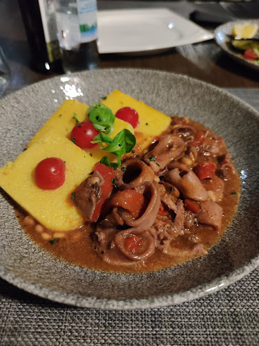 Opinii despre Restoran Na Tale radi do 23h kuhinja în Pag - Gastronomija i ugostiteljstvo