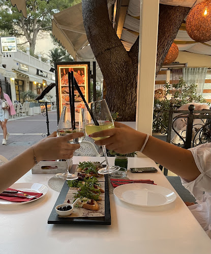 Restoran Mucrum - Gastronomija i ugostiteljstvo