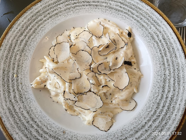 Bistro Bar Montona Gallery - Motovun