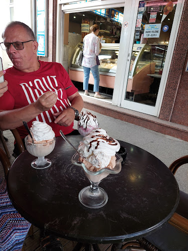 Opinii despre Slastičarnica Ilica 302 în Zagreb - Gastronomija i ugostiteljstvo