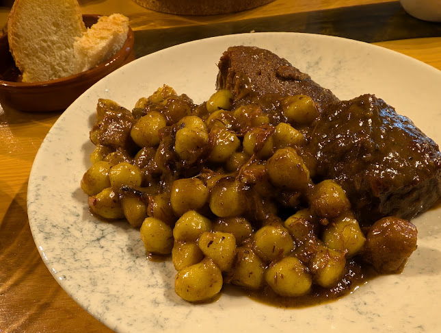 Arsana Tasting House - Gastronomija i ugostiteljstvo