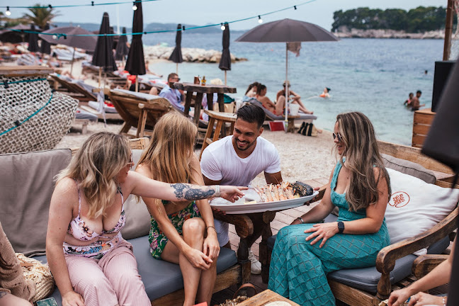 Ul. Ivana pl. Zajca 30, 20000, Dubrovnik