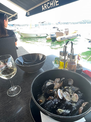 Obala prvoboraca 11, 22000, Šibenik