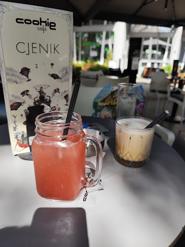 Comentarii opinii despre Cookie Caffe