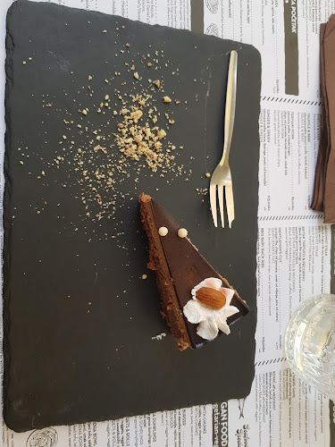 Ul. knezova Šubića Bribirskih 10, 23000, Zadar