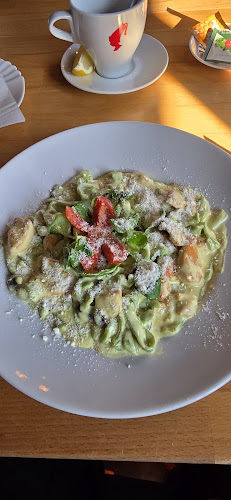 Trattoria Rossa - Gastronomija i ugostiteljstvo