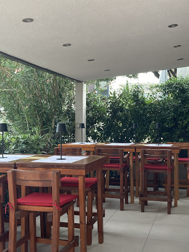 Pizza Pasta Tudors - Gastronomija i ugostiteljstvo