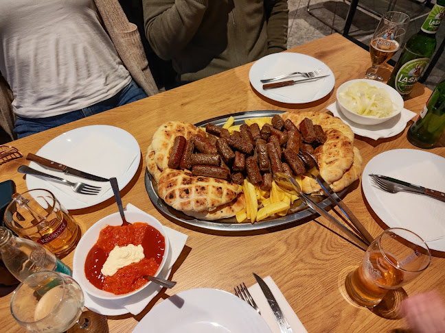 Opinii despre Fast food Stella & Kavana Ilok în Ilok - Gastronomija i ugostiteljstvo