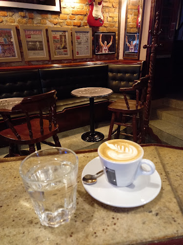 Opinii despre Caffe bar Leonardo în Karlovac - Gastronomija i ugostiteljstvo