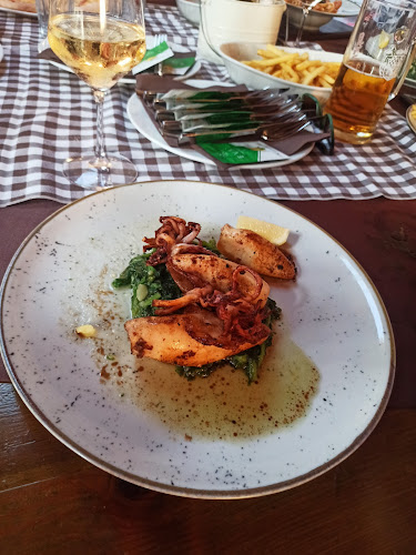 Tri Palme - Novigrad