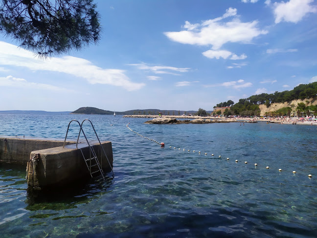 Kafić Obojena Svjetlost - Gastronomija i ugostiteljstvo