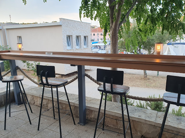 Adagio - Gastronomija i ugostiteljstvo