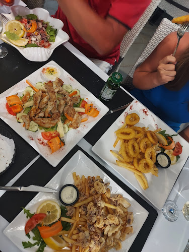 Opinii despre Zmaj Makarska în Makarska - Gastronomija i ugostiteljstvo