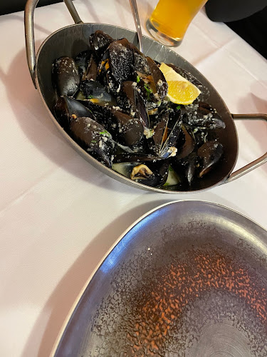 Restaurant Dvi Palme - Gastronomija i ugostiteljstvo