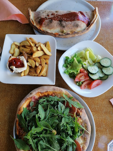 Trattoria Rossa - Gastronomija i ugostiteljstvo