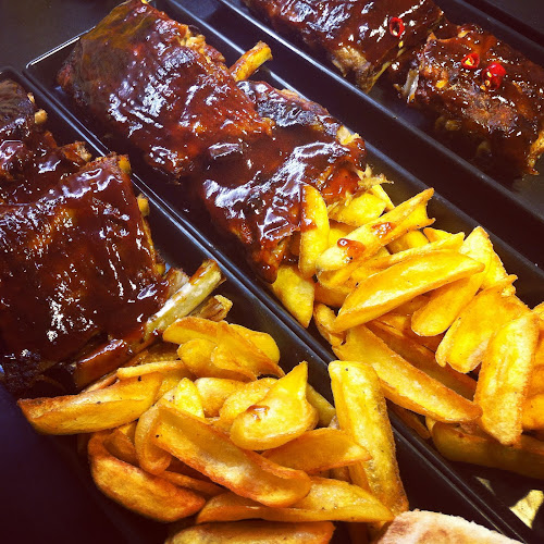 Comentarii opinii despre R&B Food