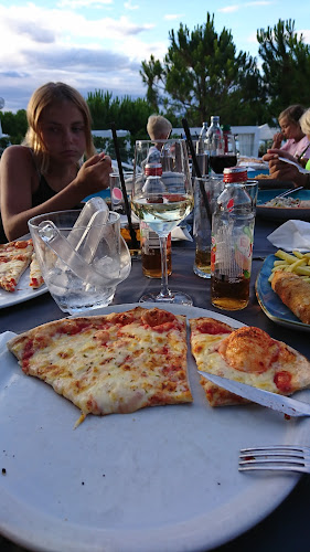 Put Vele Luke 2, 21400, Supetar