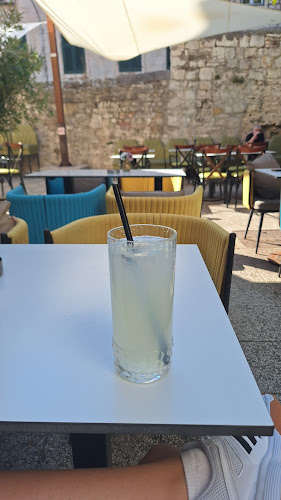 Opinii despre Gallery Lounge & More în Split - Gastronomija i ugostiteljstvo