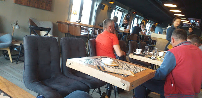Roma caffe bar - Gastronomija i ugostiteljstvo