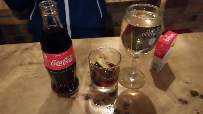 Opinii despre Caffe bar Lanterna în Retkovci - Gastronomija i ugostiteljstvo