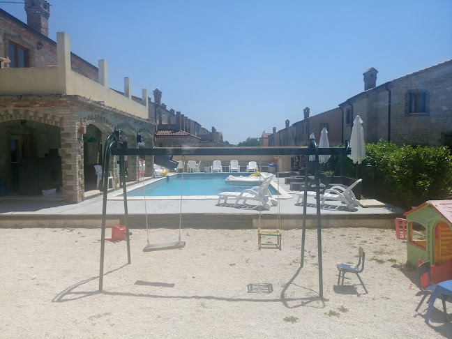 Ul. Istarska 8, 52465, Poreč