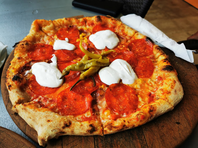 Comentarii opinii despre Pizza Cut Sandwich Bar COCO